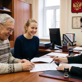 Дарственная на квартиру в 2026 году: только через нотариуса